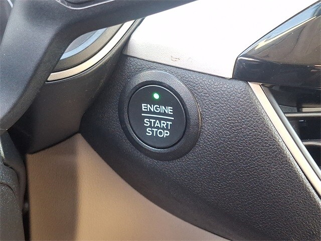 Thumbnail: 2022 Ford Escape - 22