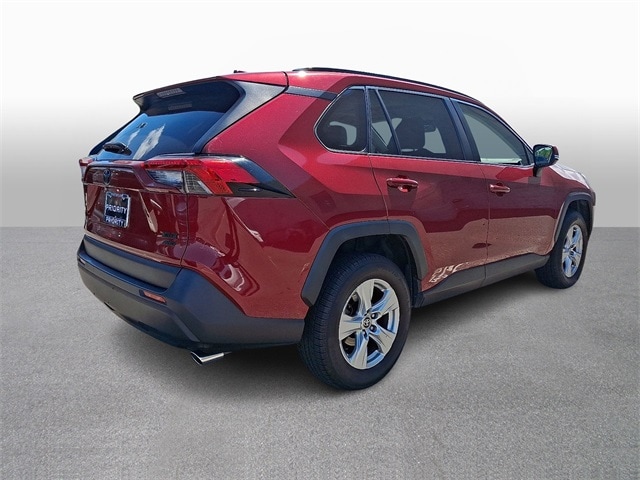 Thumbnail: 2020 Toyota RAV4 - 4