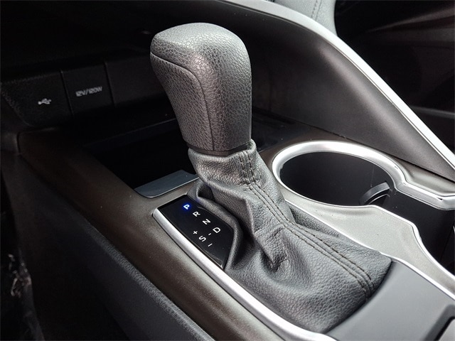 Thumbnail: 2021 Toyota Camry - 14