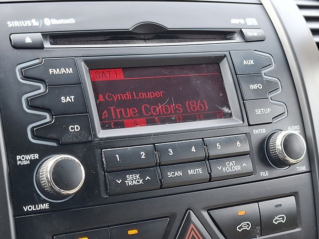 Thumbnail: 2012 Kia Sorento - 17