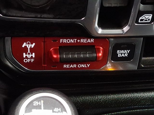 Thumbnail: 2023 Jeep Wrangler - 25