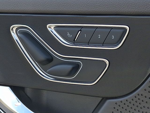 Thumbnail: 2024 Lincoln Corsair - 29