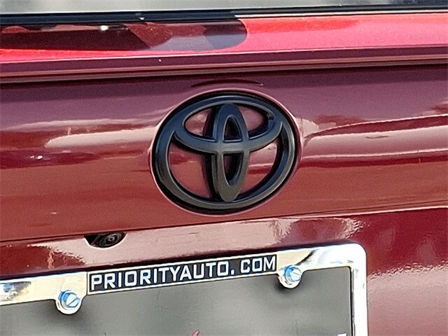 Thumbnail: 2020 Toyota RAV4 - 32