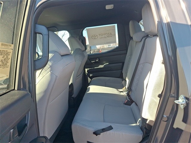 Thumbnail: 2025 Toyota Tacoma - 10