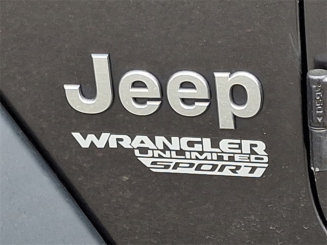 Thumbnail: 2018 Jeep Wrangler - 25