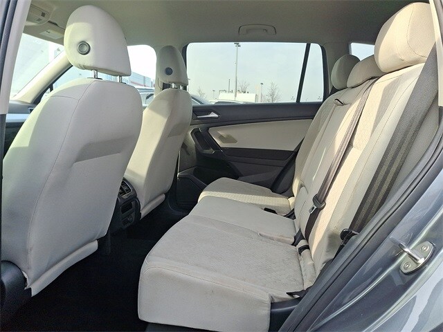 Thumbnail: 2018 Volkswagen Tiguan - 10