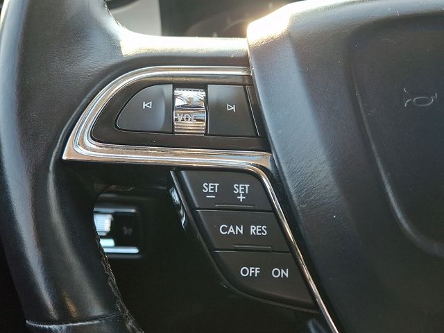 Thumbnail: 2023 Lincoln Nautilus - 17