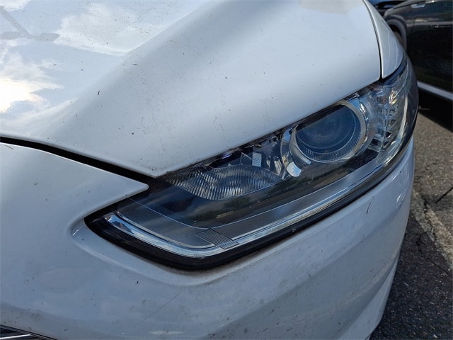 Thumbnail: 2015 Ford Fusion - 4