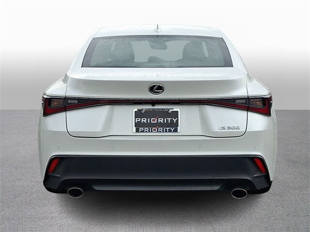 2023 Lexus IS 300 5