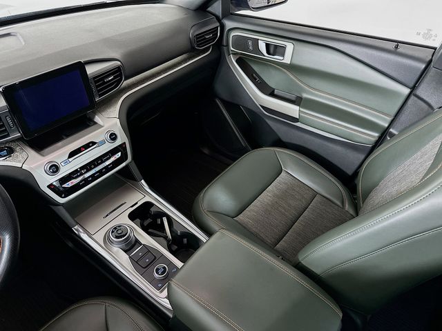 Thumbnail: 2022 Ford Explorer - 11