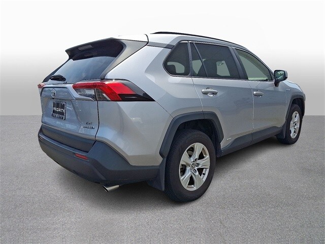 Thumbnail: 2020 Toyota RAV4 - 4