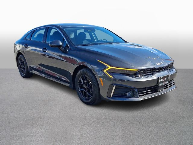 Thumbnail: 2026 Kia K5 - 3