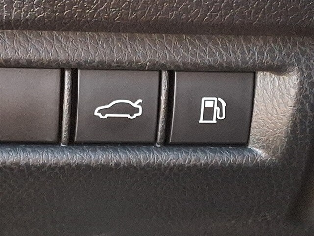 Thumbnail: 2025 Toyota Camry - 26