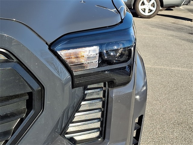 Thumbnail: 2025 Toyota Tacoma - 9