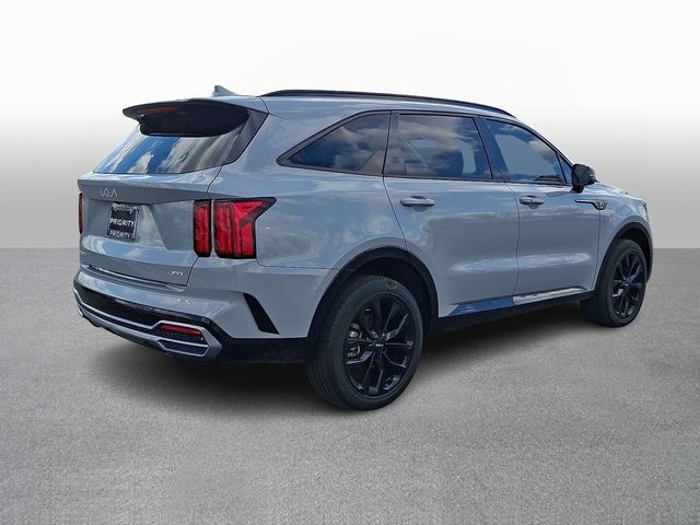 Thumbnail: 2023 Kia Sorento - 4