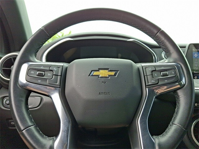 Thumbnail: 2022 Chevrolet Blazer - 18
