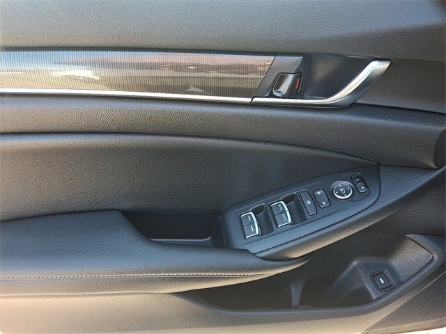 Thumbnail: 2022 Honda Accord - 10