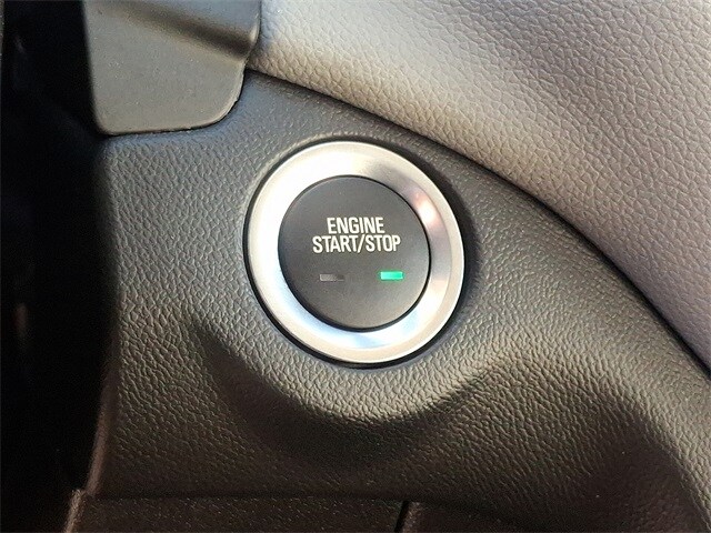 Thumbnail: 2022 Chevrolet Equinox - 16