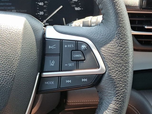 Thumbnail: 2025 Toyota Sienna - 23