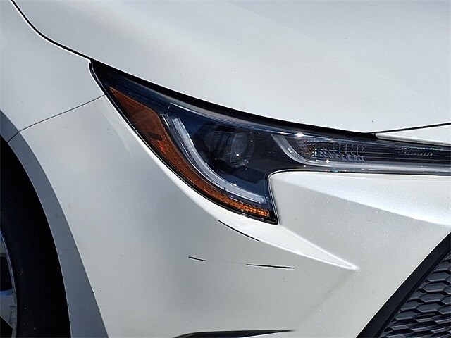 Thumbnail: 2021 Toyota Corolla - 4