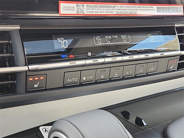 Thumbnail: 2025 Toyota Sienna - 15