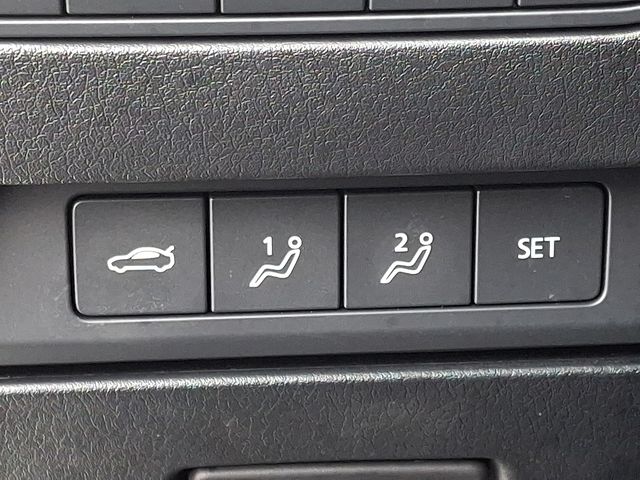 Thumbnail: 2023 Mazda Mazda3 - 27