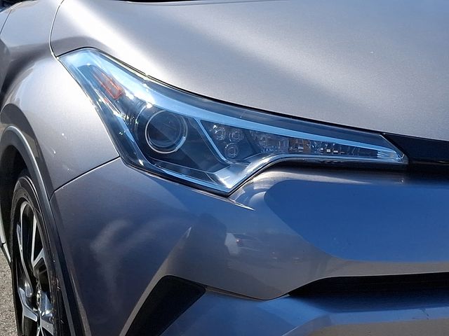 Thumbnail: 2019 Toyota C-HR - 8
