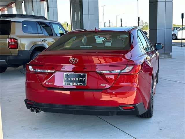 2025 Toyota Camry SE 5