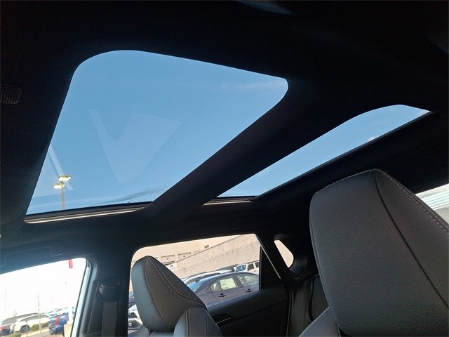 Thumbnail: 2024 Toyota bZ4X - 14