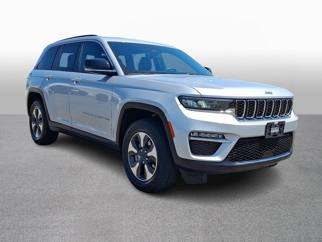Thumbnail: 2024 Jeep Grand Cherokee - 3