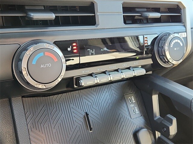 Thumbnail: 2025 Toyota Tacoma - 10