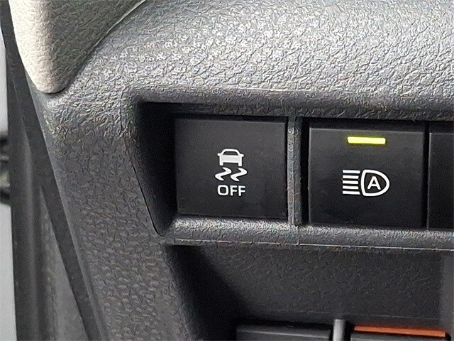 Thumbnail: 2024 Toyota Sienna - 29