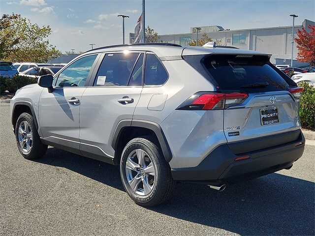 Thumbnail: 2025 Toyota RAV4 - 6