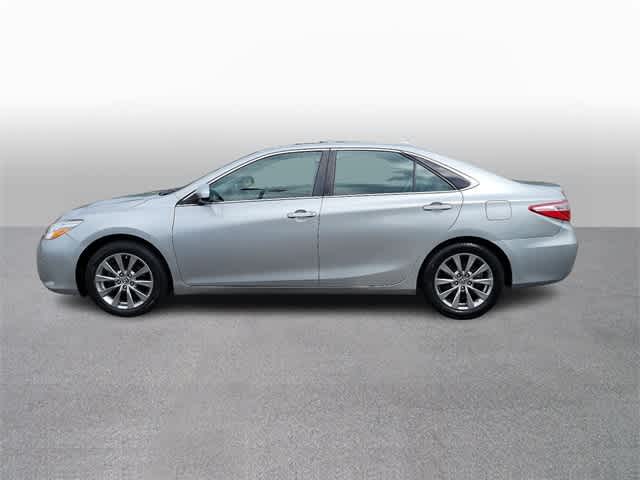 Thumbnail: 2015 Toyota Camry - 7