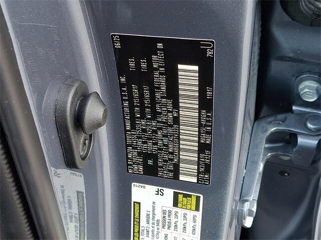 Thumbnail: 2025 Toyota Corolla Cross - 26