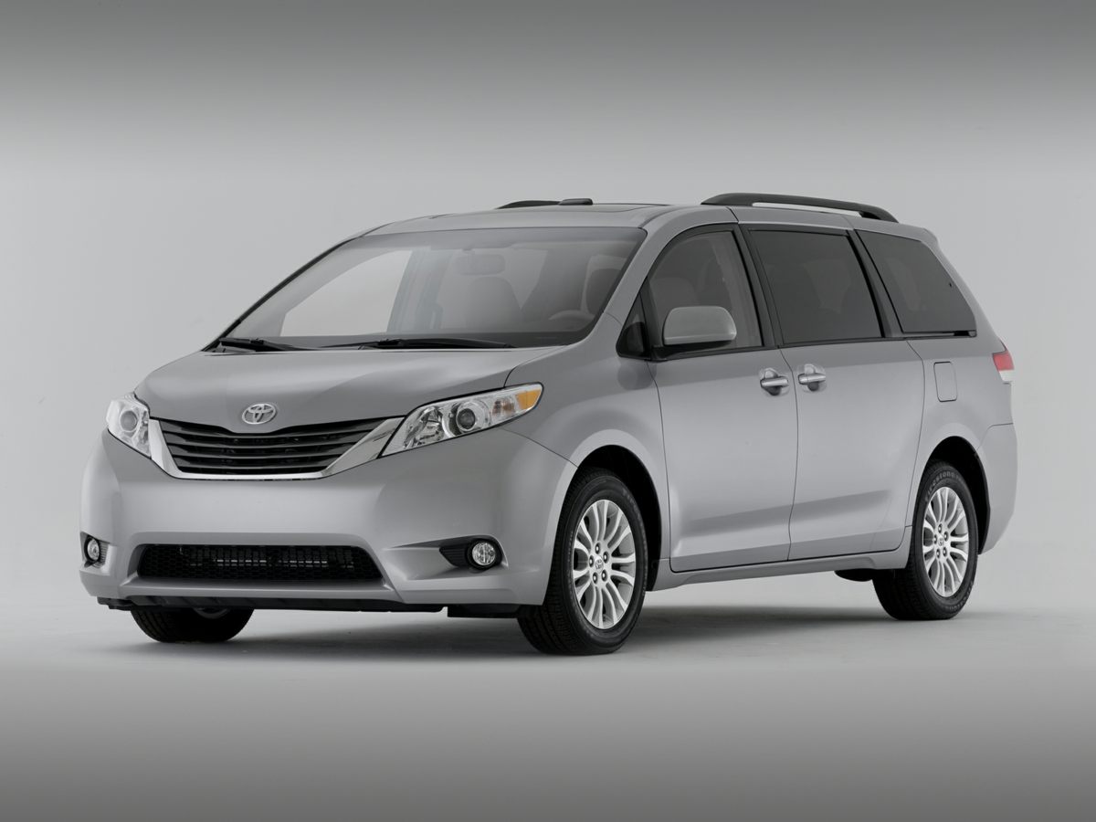 2014 Toyota Sienna XLE -
                  Springfield, VA