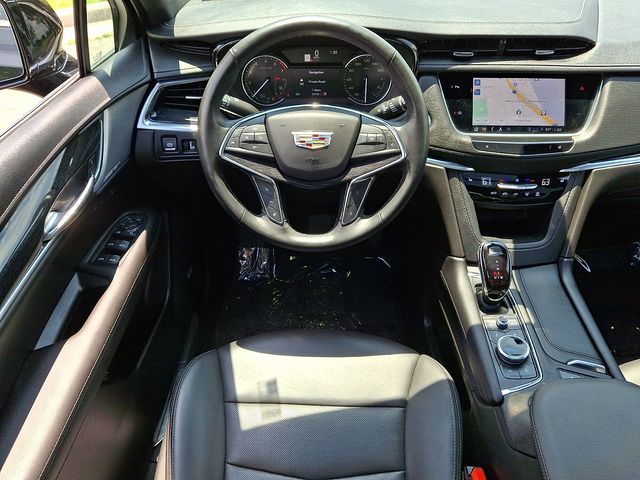 Thumbnail: 2023 Cadillac XT5 - 11