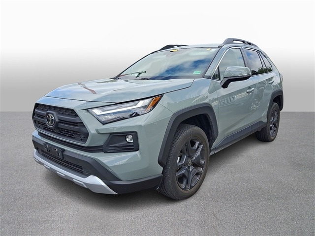 Thumbnail: 2022 Toyota RAV4 - 1