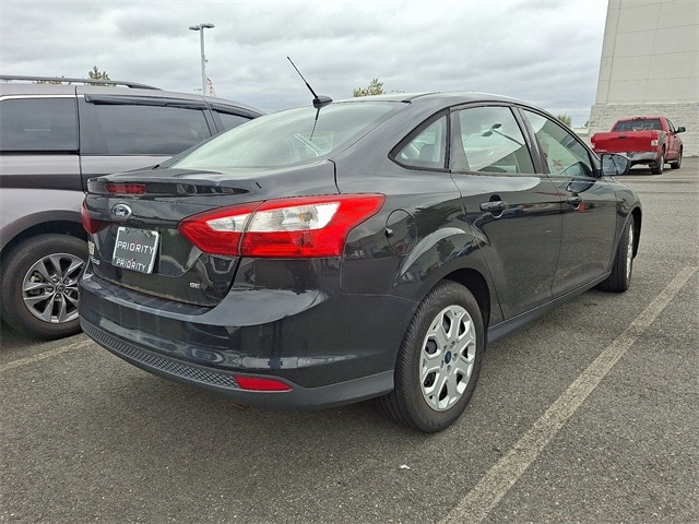 Thumbnail: 2012 Ford Focus - 8