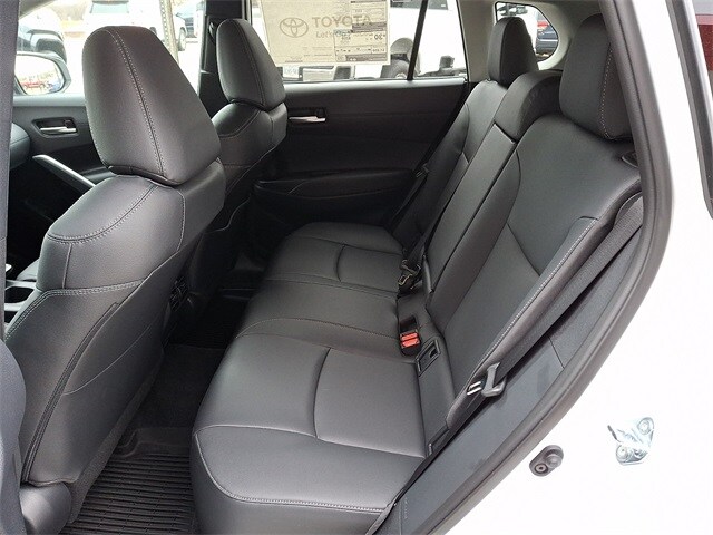 Thumbnail: 2026 Toyota Corolla Cross - 8