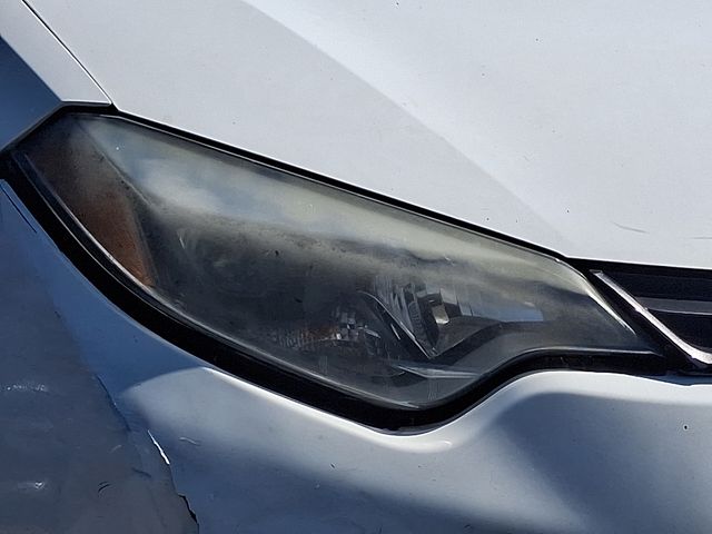 Thumbnail: 2015 Toyota Corolla - 8