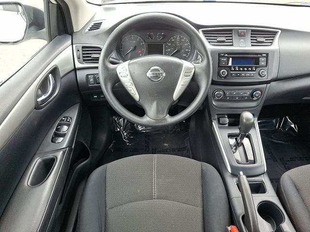 Thumbnail: 2016 Nissan Sentra - 11