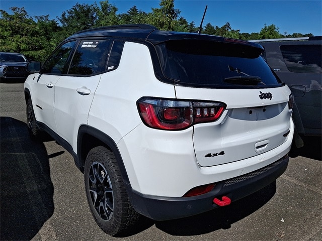 Thumbnail: 2024 Jeep Compass - 7