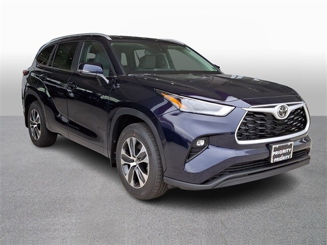 Thumbnail: 2026 Toyota Highlander - 3