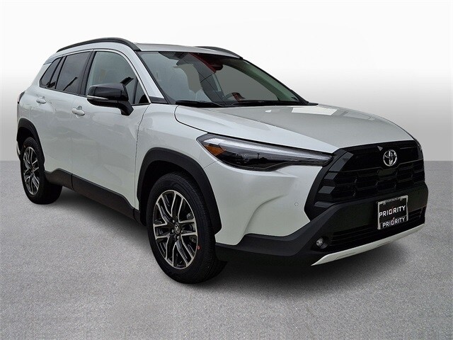 Thumbnail: 2026 Toyota Corolla Cross - 3