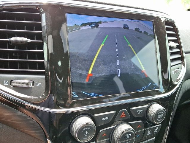 Thumbnail: 2021 Jeep Grand Cherokee - 17