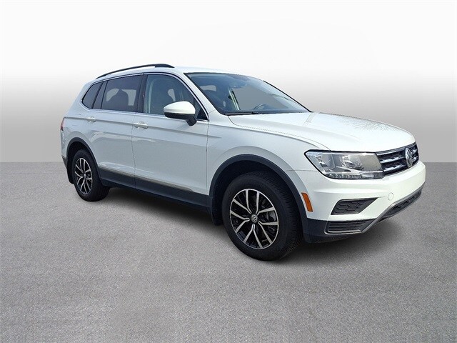 Thumbnail: 2021 Volkswagen Tiguan - 3