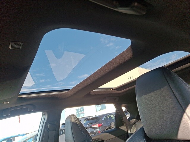 Thumbnail: 2023 Toyota bZ4X - 14