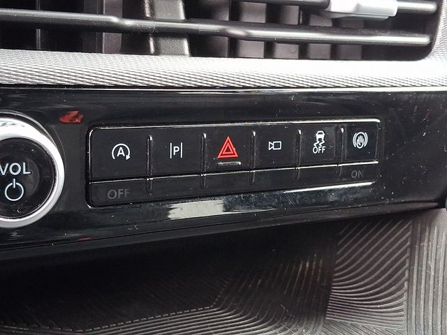 Thumbnail: 2025 Ford Explorer - 26