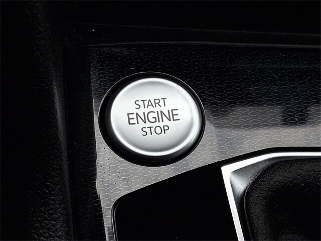 Thumbnail: 2025 Volkswagen Taos - 22